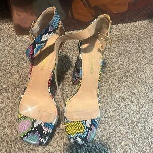 Fashion nova heels women’s 7 1/2